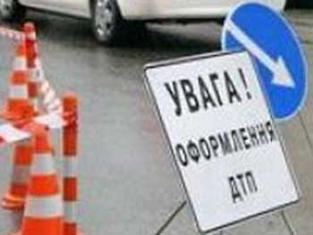 На Винниччине автобус вылетел в кювет: 14 пострадавших фото