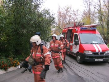 ЧП в Макеевке: взрыв и пожар на заводе фото