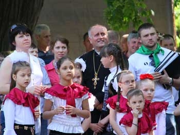 В парке культуры и отдыха им. Горького прошел детский пасхальный праздник фото