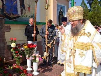 Владыка Лука освятит места строительства будущих храмов фото