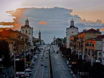 В Запорожье на проспекте Ленина «замрет» транспорт фото