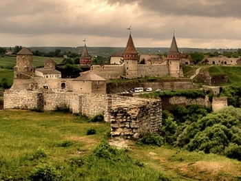 Где увидеть главные исторические памятники Украины фото