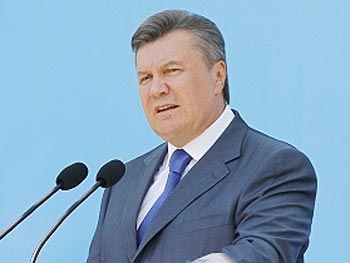 Имя новоизбранного главы КС фигурировало в материалах об исчезновении приговоров Януковичу - журналист фото