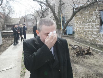 Мелитополь. За побитого госисполнителя - год тюрьмы с отсрочкой наказания фото