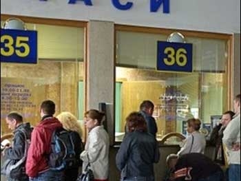 На поезда в Крым в кассах полно билетов фото