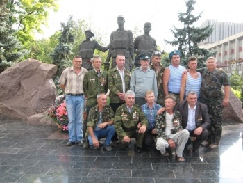 Акимовские воины-интернационалисты  побывали на празднике в Запорожье фото
