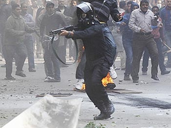 Бойня в Каире: Братья-мусульмане заявляют о гибели более 300 человек фото