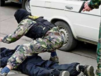 Милиционеров подозревают в разбойном нападении на подростков фото