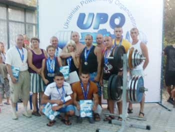 Мелитопольские пауэрлифтеры показали класс на турнире Azov Power Cup фото