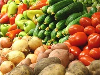 Цены на продукты: украинцам советуют запасаться крупами фото