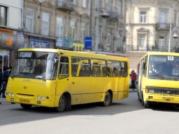 В Запорожье ГАИ будет месяц усиленно следить за маршрутчиками фото