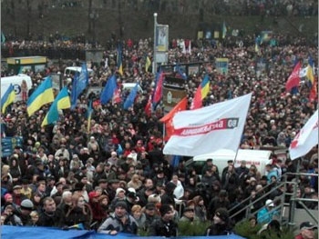 В Крыму 5,5 тыс. человек вышли на митинги за евроинтеграцию Украины фото