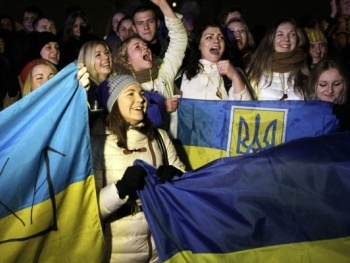 Запорожцы будут ежедневно митинговать в поддержку Евромайдана фото