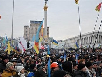 В Украине к забастовке готовятся аэропорты, вузы, театры и бизнес фото