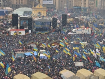 Активисты Евромайдана жалуются медикам на слабую психику и тяжелое похмелье фото