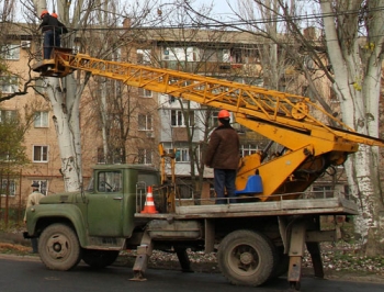 Коммунальщикам опять обещают новую спецтехнику фото