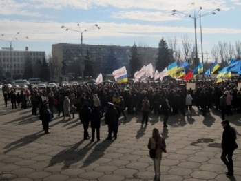 На запорожском Евромайдане не обошлось без жертв фото