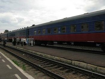 В Николаеве поезд переехал ногу подростку фото