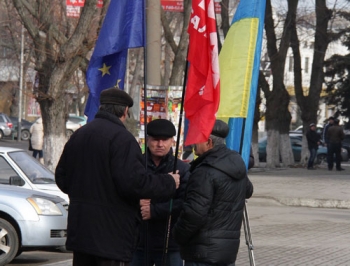 Мелитопольская оппозиция придет под стены городского совета фото