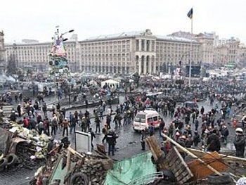 Совет Майдана поддержал соглашение с властью фото