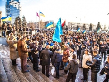 Хроники запорожского Евромайдана: активисты формируют самооборону Майдана фото