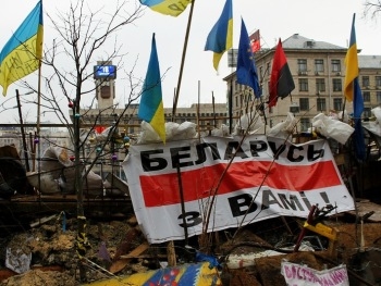 В Беларуси сорвали акцию солидарности с Евромайданом фото