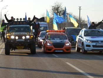 Активисты Автомайдана требуют роспуска ГАИ фото