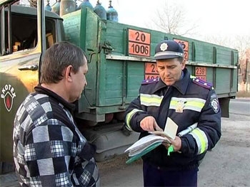 ГАИ Мелитополя проводит операцию «Опасный груз» фото