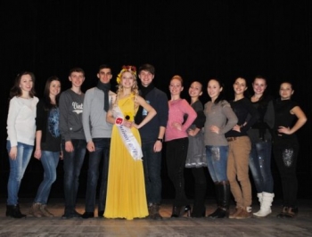 Мелитопольская студентка завоевала корону в областном конкурсе «Я - Украинка» фото