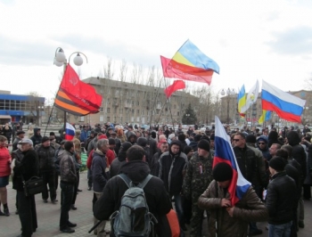 В Мелитополе прошел антифашистский митинг фото