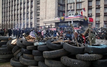 В Донецкой области захватили облпрокуратуру и горотдел милиции фото