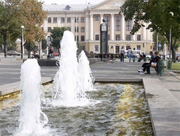 В Запорожье все фонтаны запустят до 1 мая фото