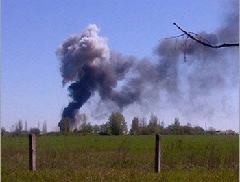 В Краматорске на аэродроме взорван вертолет фото