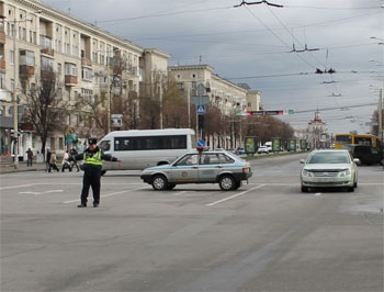 На 9 мая по главному проспекту Запорожья перекроют движение транспорта фото