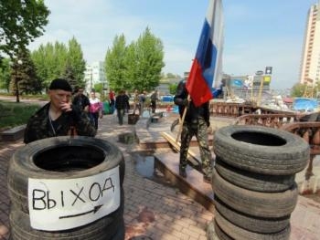 В Луганской области террористы уничтожили радиолокационную станцию фото