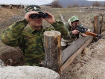 В Луганской области напали на пост пограничников фото