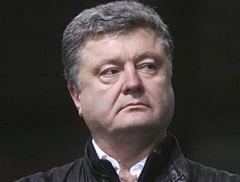 Порошенко набирает в первом туре 33,7% голосов - опрос фото