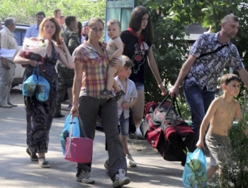 Мелитополь принимает беженцев из Донецкой и Луганской областей фото