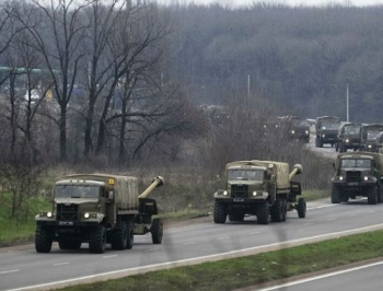 Боевики дважды обстреливали из минометов краматорский аэродром фото