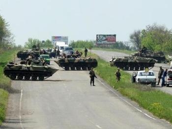 Боевикам дали сбежать из Славянска фото