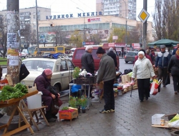 В Запорожье снова возникла проблема со стихийными рынками фото