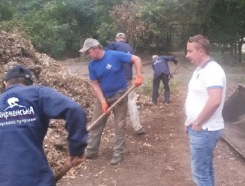 Достойно внимания: Роман Романов и фонд «Мариам» продолжают делать добрые дела для детей фото