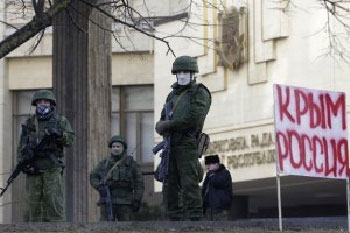 4000 российских военных в Крыму выдвинулись к границе с Херсонской областью фото