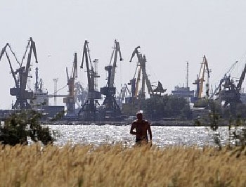 В Мариуполе распространяют листовки террористов фото