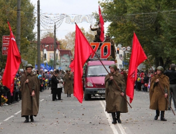 Городская власть призвала отметить День освобождения Мелитополя, отбросив политические амбиции фото