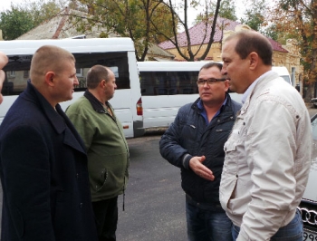 Временных пассажироперевозчиков со скандалом не назначили фото