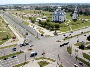 В Запорожье ремонтируют перекресток фото