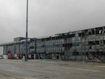 В Донецком аэропорту погибли трое бойцов фото