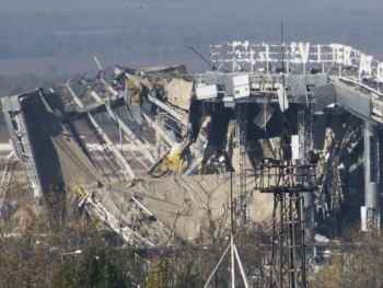 Боевики снова нацелились на донецкий аэропорт фото