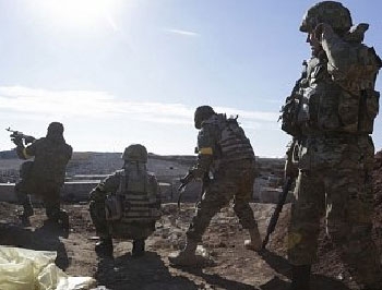 Боевики 36 раз обстреляли украинских силовиков, о потерях не сообщается фото